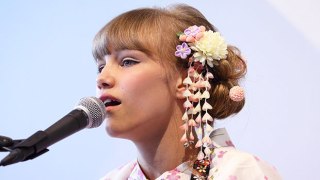 Grace VanderWaal Celebrity Profile
