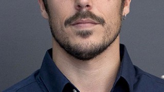 Javier Hernandez Celebrity Bio