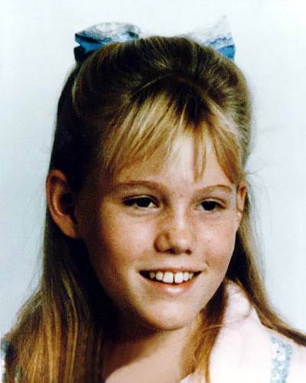 Jaycee Dugard Photos