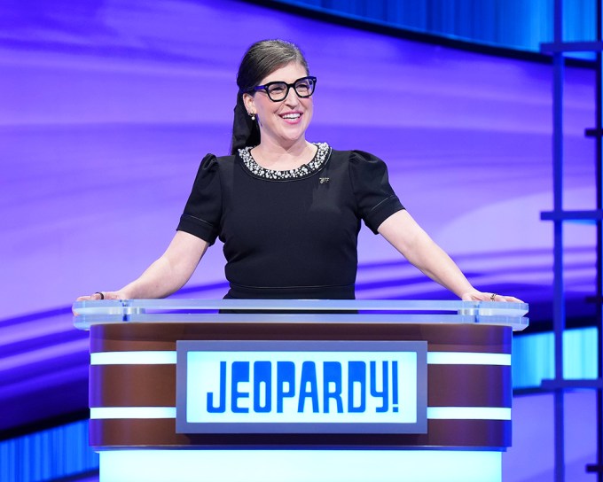 Mayim Bialik During the ‘Celebrity Jeopardy’ Final