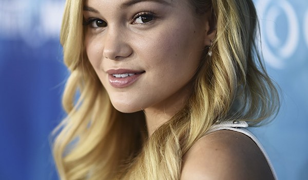 Olivia Holt Cuts Hair