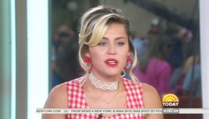 Liam Hemsworth Miley Cyrus Engagement Ring