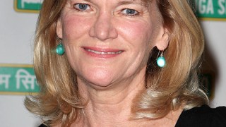 Martha Raddatz Bio