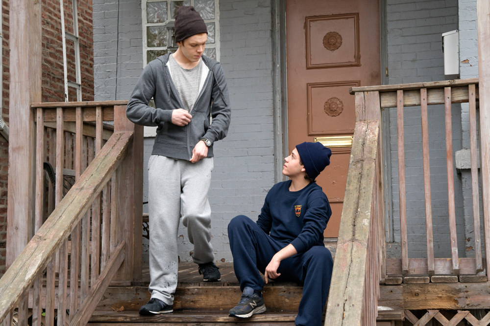 Cameron Monaghan as Ian Gallagher and Ethan Cutkosky as Carl Gallagher in Shameless (Season 7, Episode 12, "Requiem for a Slut") - Photo: Chuck Hodes/SHOWTIME - Photo ID: shameless_712_c0280