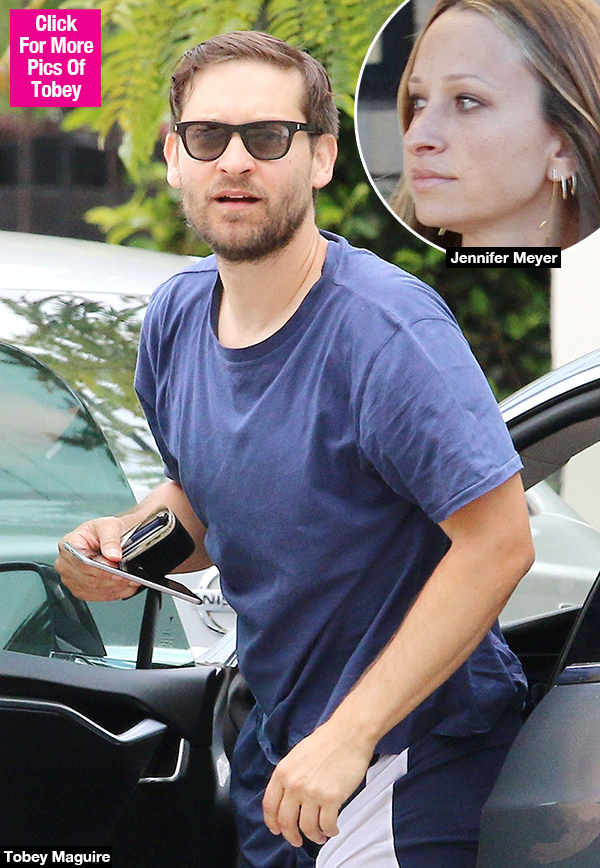 Tobey Maguire Kissing Mystery Woman