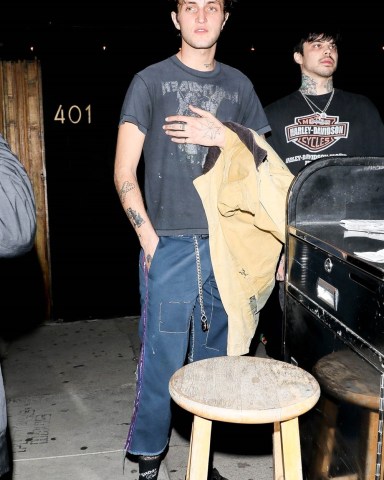 West Hollywood, CA  - A newly single Anwar Hadid enjoys a night out with the guys at The Nice Guy in West Hollywood. A mystery woman is seen out with Anwar and friends amid his recent split from Dua Lipa.Pictured: Anwar HadidBACKGRID USA 15 JANUARY 2022 BYLINE MUST READ: NGRE / BACKGRIDUSA: +1 310 798 9111 / usasales@backgrid.comUK: +44 208 344 2007 / uksales@backgrid.com*UK Clients - Pictures Containing ChildrenPlease Pixelate Face Prior To Publication*