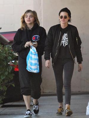 Kristen Stewart Chloe Moretz Friends