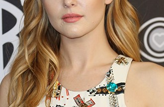 Zoey Deutch