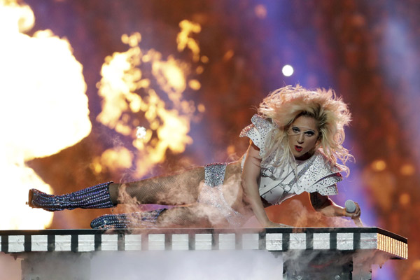 gaga-halftime-22