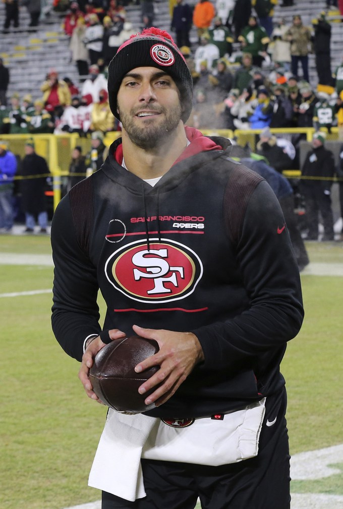 Jimmy Garoppolo Heading Off The Field