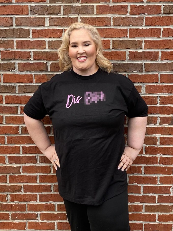 Mama June Sells Shirts