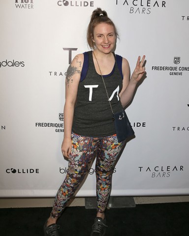 Lena Dunham Pictures