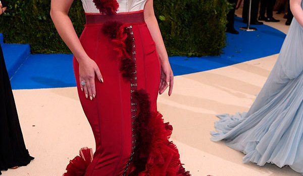 Ashley Graham Met Gala 2017
