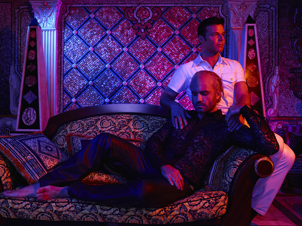 The Assassination of Gianni Versace: American Crime Story -- Pictured: (l-r) Edgar Ramirez as Gianni Versace, Ricky Martin as Antonio D'Amico. CR: Pari Dukovic/FX