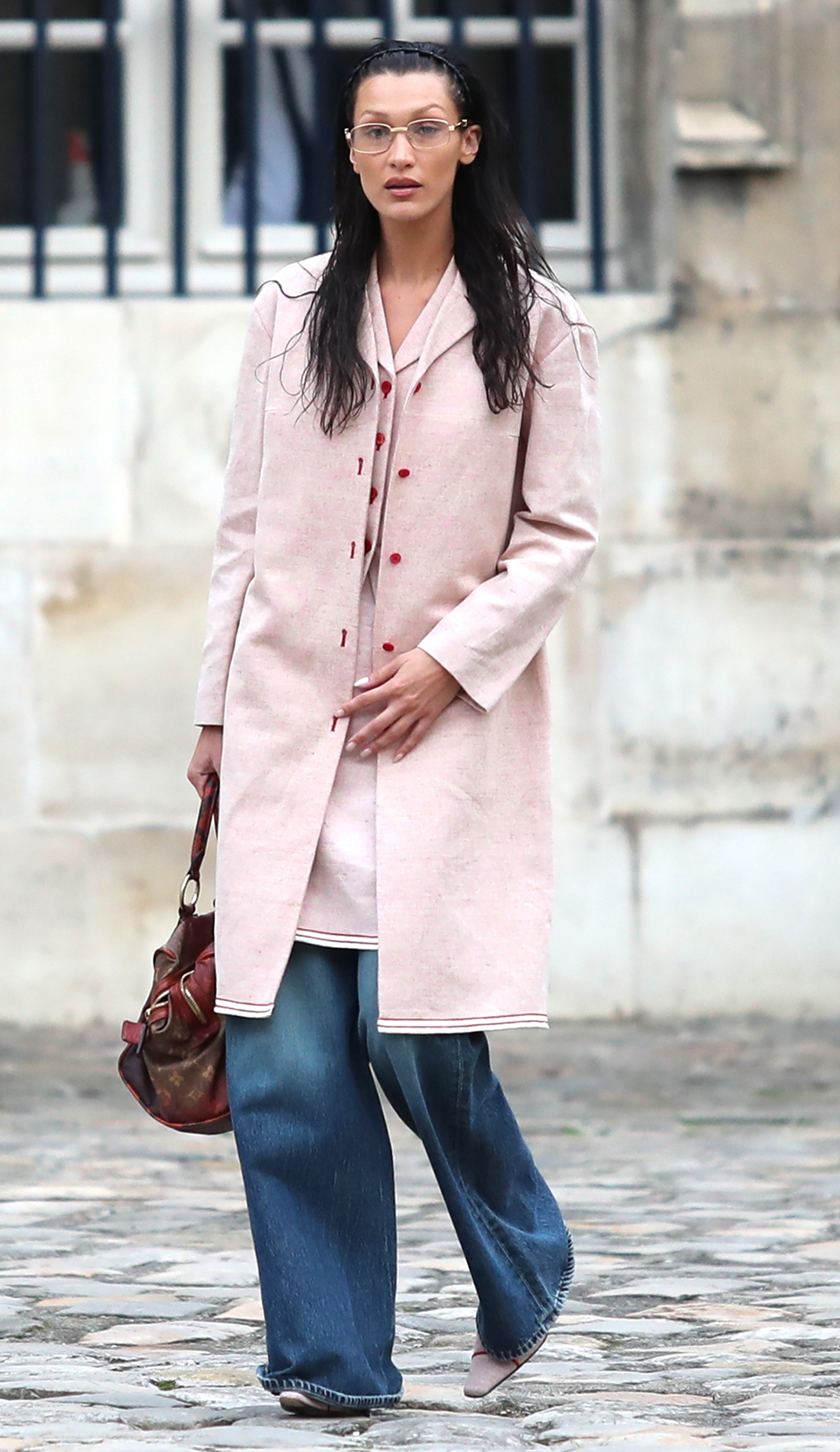 Bella Hadid smiles to the crowd as she is seen leaving the S/S 23 Victoria  Beckham fashion show at 2022 Paris Fashion Week

Pictured: Bella Hadid
Ref: SPL5490067 300922 NON-EXCLUSIVE
Picture by: Pierre Teyssot / SplashNews.com

Splash News and Pictures
USA: +1 310-525-5808
London: +44 (0)20 8126 1009
Berlin: +49 175 3764 166
photodesk@splashnews.com

World Rights