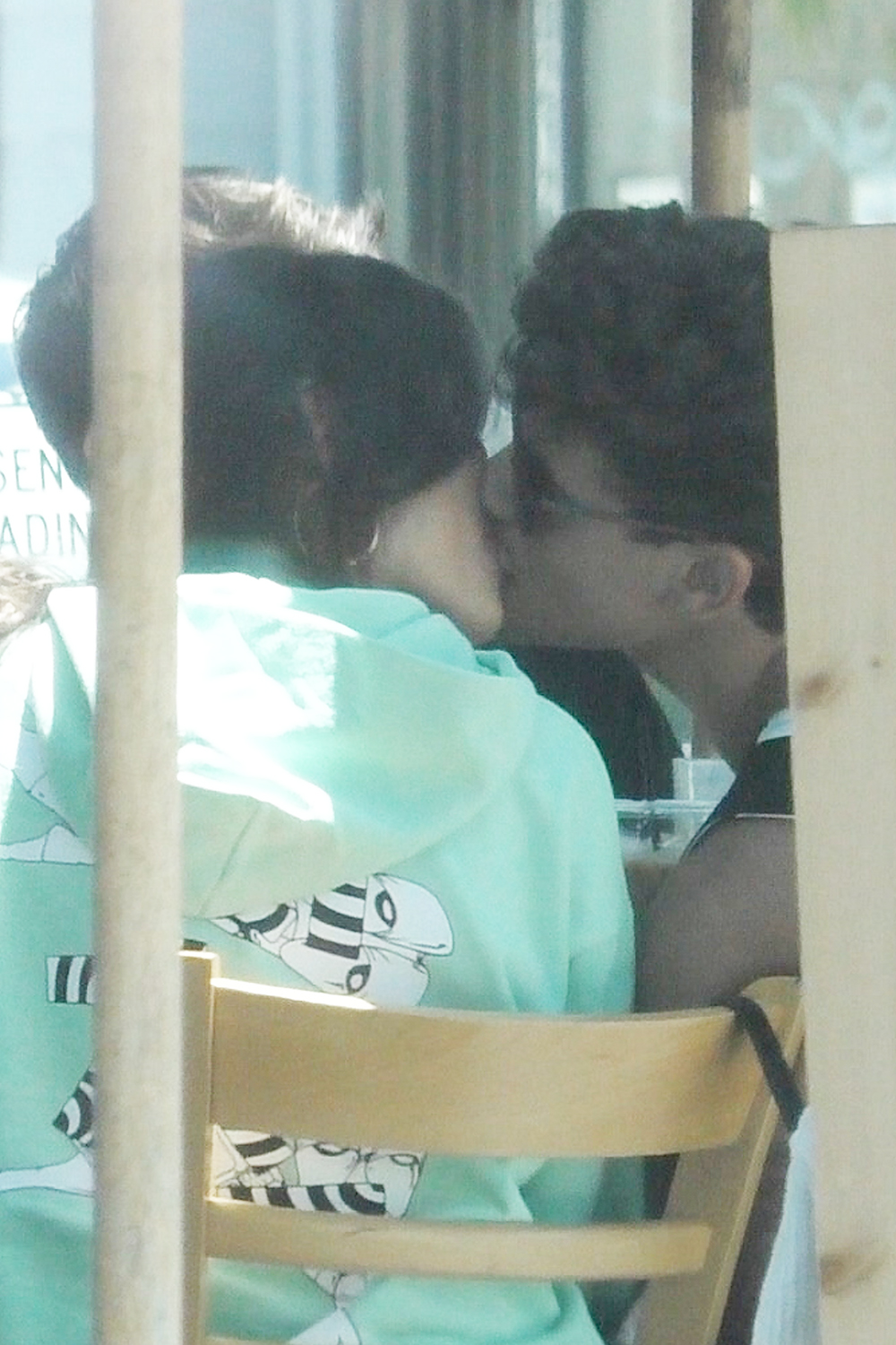 Madison Beer locks lips with ex-boyfriend Jack Gilinsky during lunch at Toast!