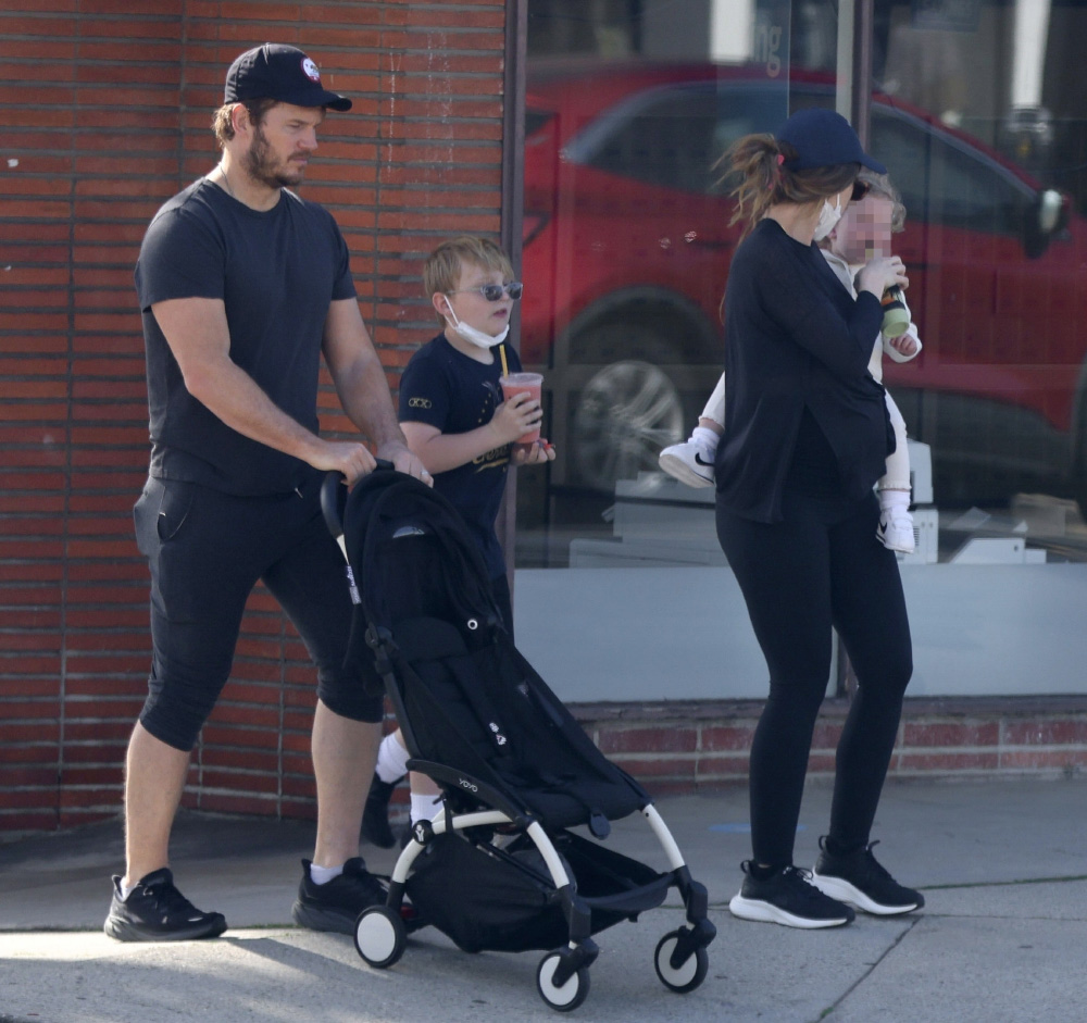 *EXCLUSIVE* Chris Pratt has a bit of an itch while out for smoothies with the family