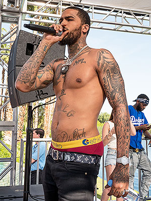 Dave East Performing