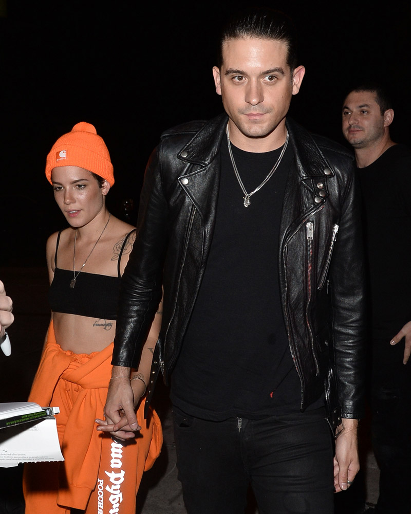 Halsey and G Easy Hold hands Walking into a Dinner Date in west HollywoodPictured: Halsey, G EasyRef: SPL1583882  200917  Picture by: All Access Photo / Splash NewsSplash News and PicturesLos Angeles:310-821-2666New York:212-619-2666London:870-934-2666photodesk@splashnews.com