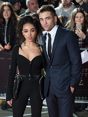 Robert Pattinson Sad