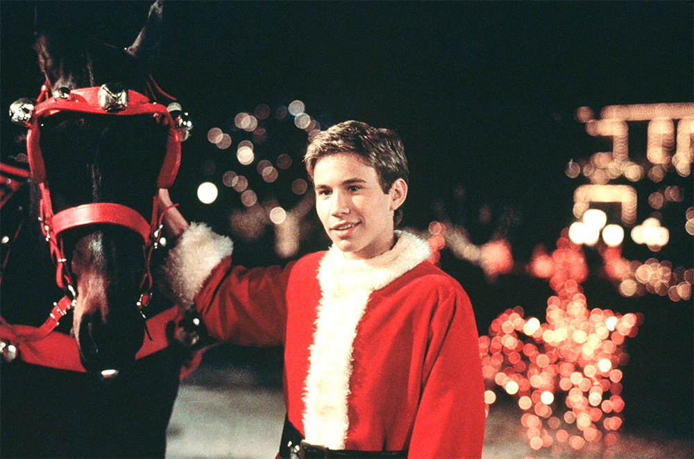 Editorial use only. No book cover usage.
Mandatory Credit: Photo by Alan Markfield/Walt Disney/Kobal/Shutterstock (5877310c)
Jonathan Taylor Thomas
I'll Be Home For Christmas - 1998
Director: Arlene Sanford
Walt Disney
USA
Scene Still
Drama