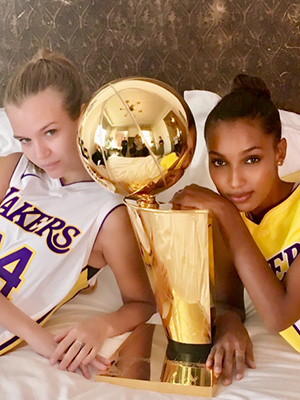 Josephine Skriver & Jasmine Tookes