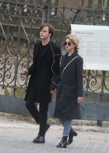 Charlie Heaton And Natalia Dyer