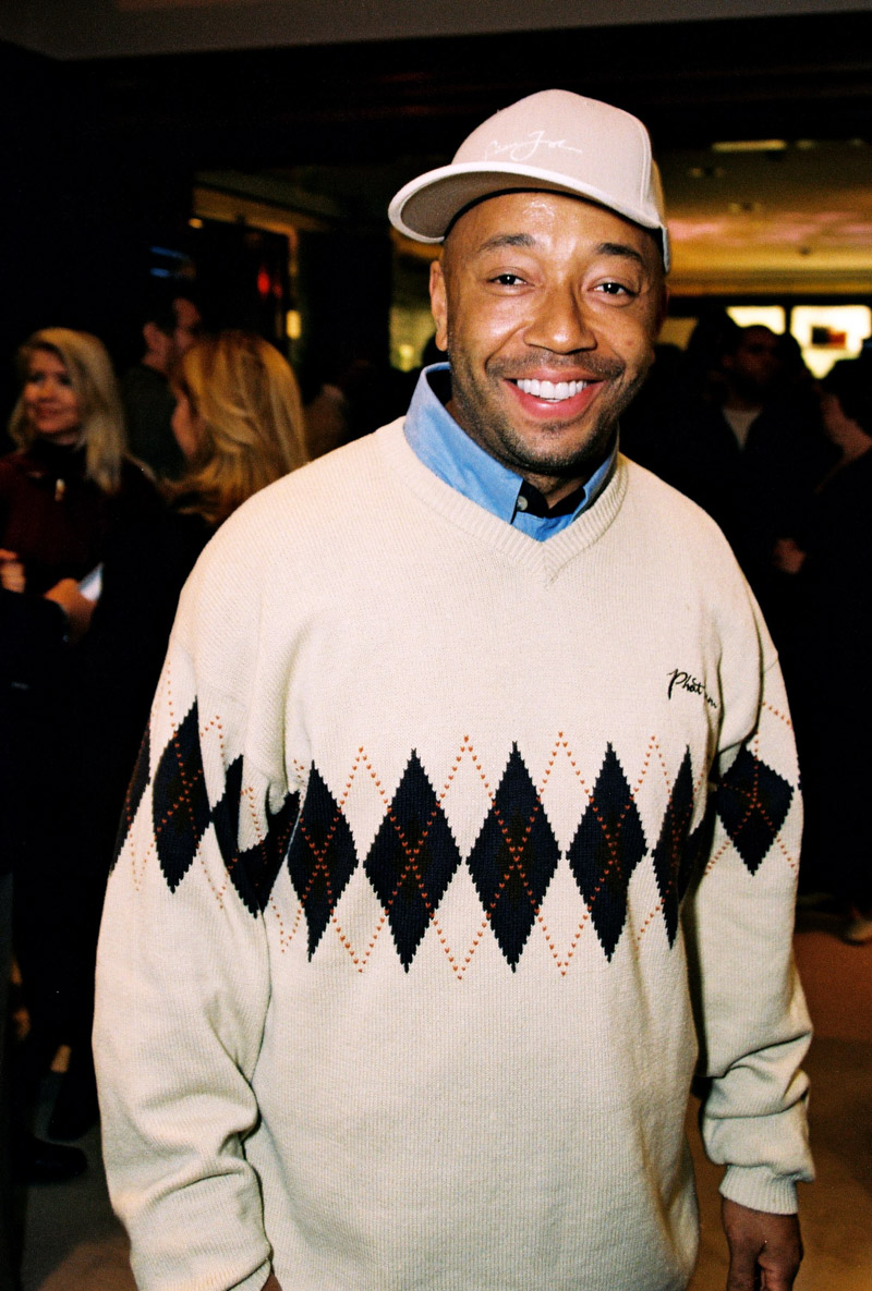 Russell Simmons
3rd Annual 'Music Gives' Benefit Reception
November 3, 1998 - Beverly Hills, CA
Russell Simmons
3rd Annual 'Music Gives' Benefit Reception for Rush Philanthropic Arts Foundation
Cartier
Photo ® Berliner Studio/BEImages