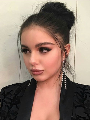 ariel winter new years eve