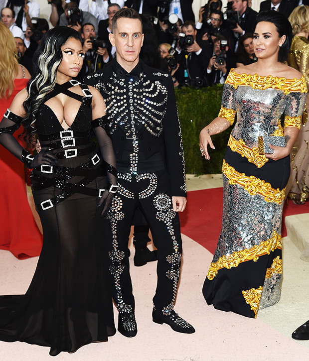 nicki mina jeremy scott demi lovato