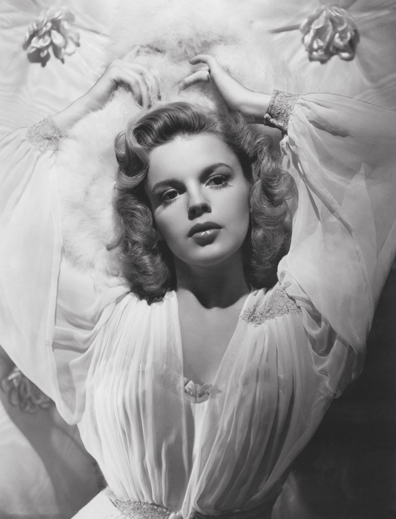 Judy Garland - 1944