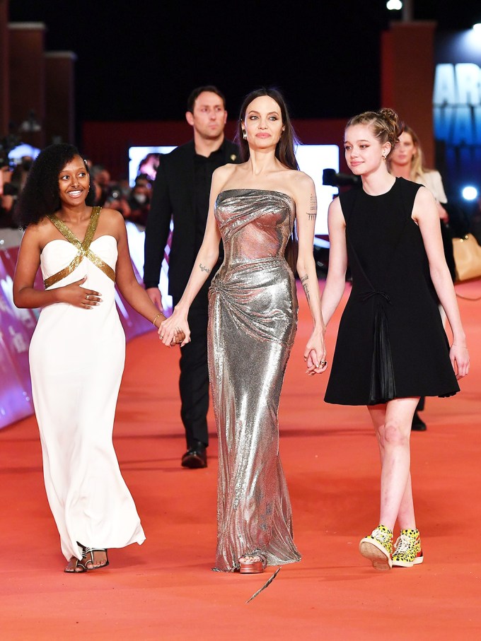 Shiloh with her mom & sister at the ‘Eternals’ Premiere