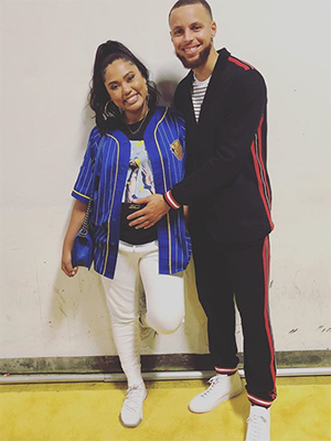Steph Curry and pregnant Ayesha Curry
