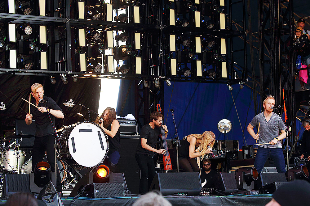 L-R Eric Holljes, Elizabeth Hopkins, Grant Emerson, Brittany Holljes, Ian Holljes of Delta Rae performs on day 2 of the 2013 Voodoo Music + Arts Experience at City Park on in New Orleans Louisiana
2013 Voodoo Music + Arts Experience - Day 2, New Orleans, USA - 2 Nov 2013