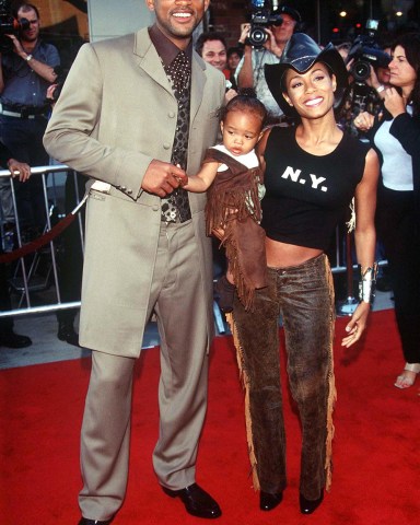 Will Smith and Jada Pinkett Smith with son Jaden'WILD WILD WEST' FILM PREMIERE, MANN VILLAGE THEATRE, LOS ANGELES, CALIFORNIA, AMERICA. 28 JUN 1999