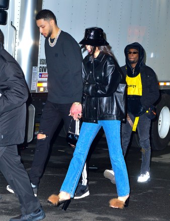 Kendall Jenner and Ben Simmons holding hands leaving MSG after a win against The Knicks.

Pictured: Kendall Jenner and Ben Simmons
Ref: SPL5064171 140219 NON-EXCLUSIVE
Picture by: PapCulture / SplashNews.com

Splash News and Pictures
Los Angeles: 310-821-2666
New York: 212-619-2666
London: 0207 644 7656
Milan: 02 4399 8577
photodesk@splashnews.com

World Rights