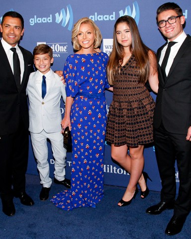 Mark Consuelos, from left, Joaquin Antonio Consuelos, Kelly Ripa, Lola Grace Consuelos and Michael Joseph Consuelos attend the 26th Annual GLAAD Media Awards at the Waldorf Astoria, in New York
2015 GLAAD Media Awards - Arrivals, New York, USA