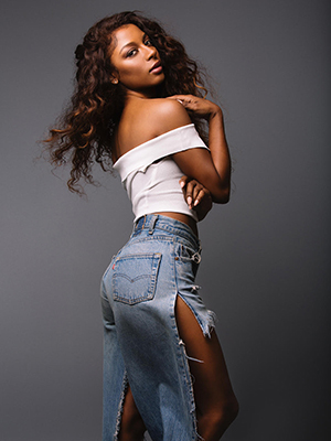 Victoria Monet
