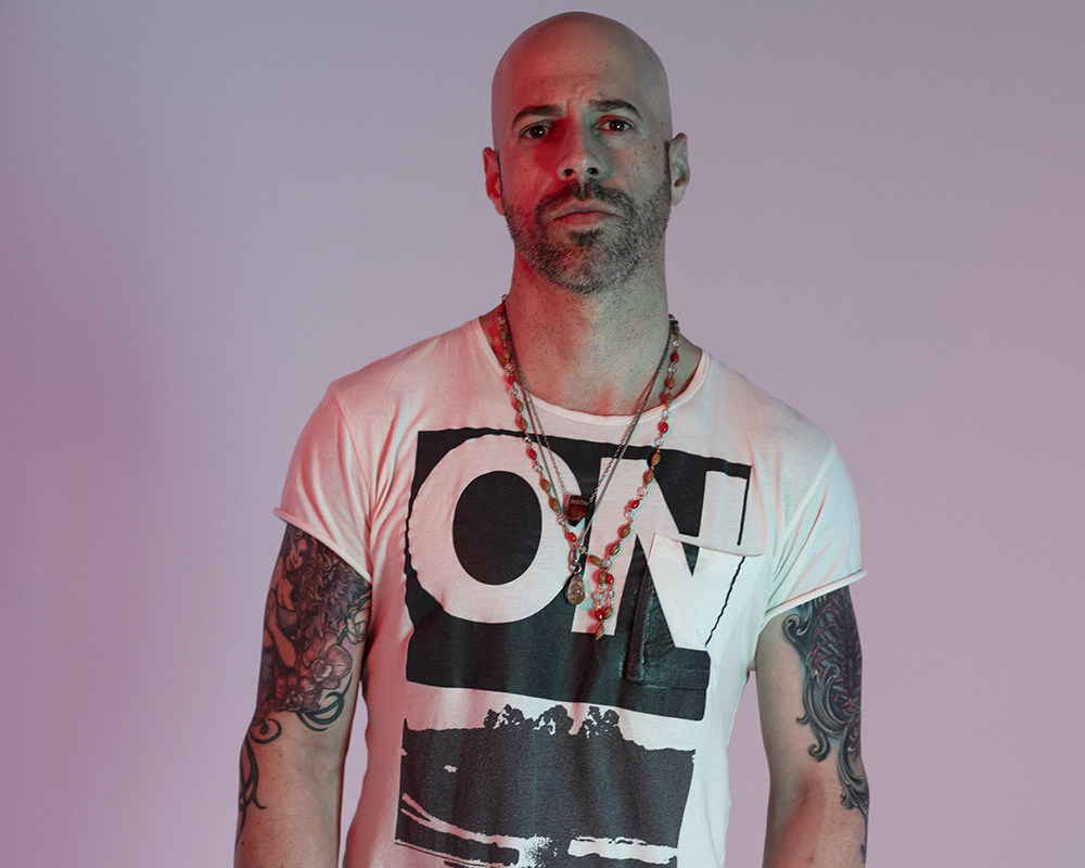 Chris Daughtry visits HollywoodLife to discuss his new album Cage To Rattle