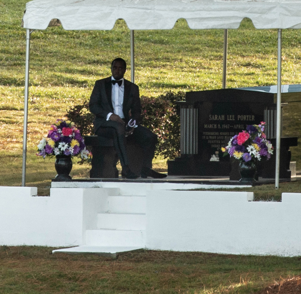 A folorn looking Sean 'Diddy' Combs sits next to beloved ex Kim Porter's grave ahead of burial in Columbus, GA. The devastated rap superstar appeared deep in thought as he took a lone stroll at Evergreen Memorial Garden Cemetery on Saturday (nov 24) as mourners gathered. Porter, 47, who died after battling flu, is being buried alongside her mother Sarah Porter who passed away in 2014.

Pictured: diddy
Ref: SPL5044304 241118 NON-EXCLUSIVE
Picture by: Christopher Oquendo / SplashNews.com

Splash News and Pictures
Los Angeles: 310-821-2666
New York: 212-619-2666
London: 0207 644 7656
Milan: 02 4399 8577
photodesk@splashnews.com

World Rights