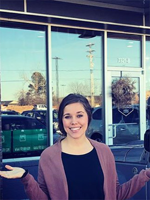 jessa duggar niece dirty feet