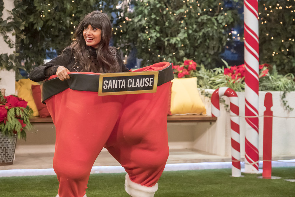 HOLLYWOOD GAME NIGHT -- "Ho Ho Holiday Game Night" -- Pictured: Jameela Jamil -- (Photo by: Ron Batzdorff/NBC)