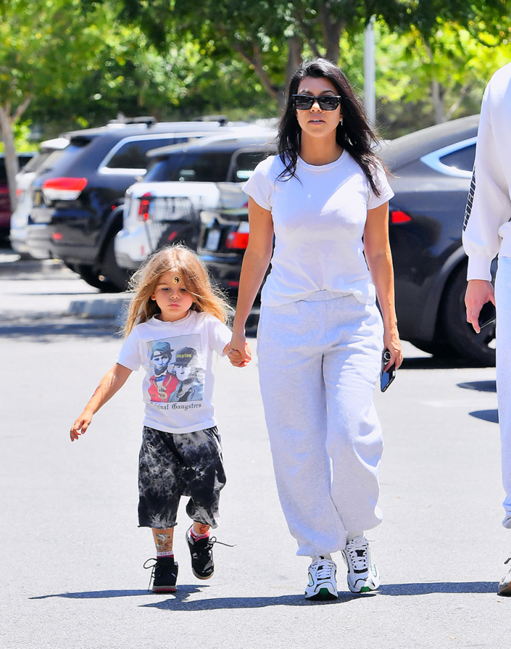 Kourtney Kardashian and daughter Reign head to the grocery store and bump into Willow Smith after 'Sunday Services' in Calabasas, CA