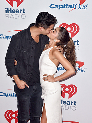 Sarah Hyland and Wells Adams