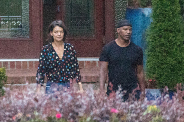 Katie Holmes 1st pic Jamie Foxx split 