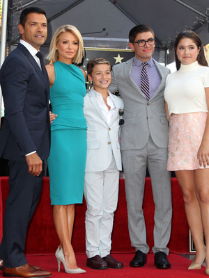 Kelly Ripa Mark Consuelos