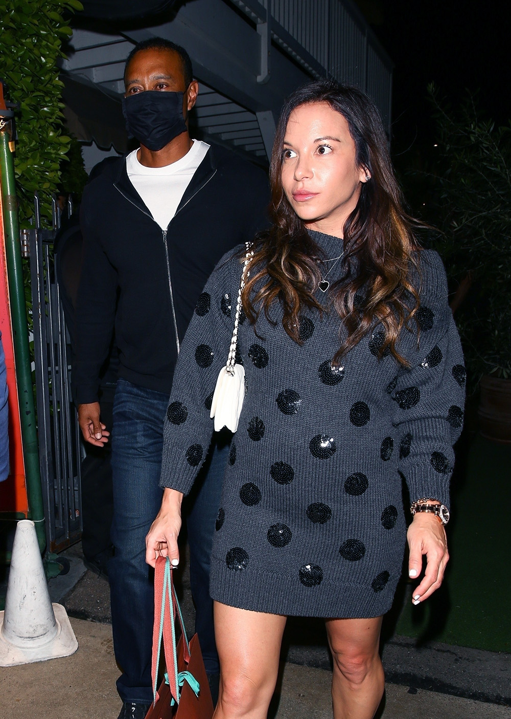 *EXCLUSIVE* Tiger Woods and Erica Herman enjoy dinner with friends at Giorgio Baldi