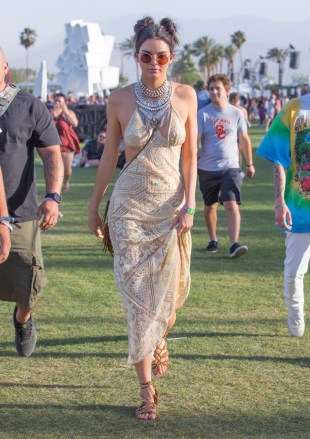 Kendal Jeener Arrive to the Coachella Music Festival in a stunning Beige Lace Dress in Indio California

Pictured: Kendall Jenner arrives to Coachella
Ref: SPL1265284 150416 NON-EXCLUSIVE
Picture by: SplashNews.com

Splash News and Pictures
Los Angeles: 310-821-2666
New York: 212-619-2666
London: 0207 644 7656
Milan: 02 4399 8577
photodesk@splashnews.com

World Rights