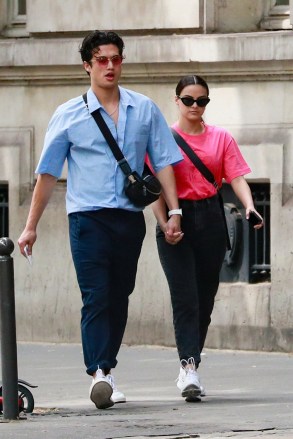 ** RIGHTS: ONLY UNITED STATES, AUSTRALIA, CANADA, NEW ZEALAND ** Paris, FRANCE  - *EXCLUSIVE*  - Star of the Netflix show Riverdale Camila Mendes and her boyfriend Charles Melton take a romantic stroll in Paris. The young couple is in Paris for the RiverCon convention, they enjoy their afternoon in the city of light to join useful to pleasant, they spend the afternoon shopping and strolling from the Galeries Lafayette to Grands Boulevards.

Pictured: Camila Mendes, Charles Melton

BACKGRID USA 31 MAY 2019 

BYLINE MUST READ: Best Image / BACKGRID

USA: +1 310 798 9111 / usasales@backgrid.com

UK: +44 208 344 2007 / uksales@backgrid.com

*UK Clients - Pictures Containing Children
Please Pixelate Face Prior To Publication*