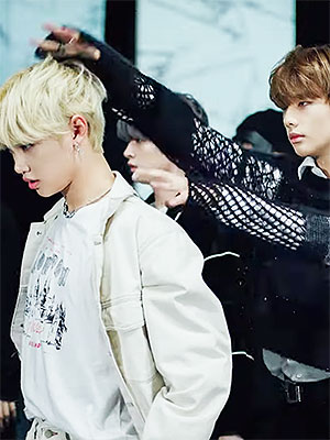 Stray Kids